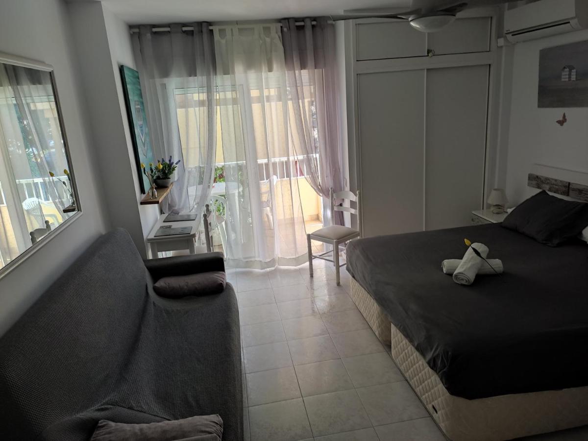 New Style Iris Apartment Беналмадена Екстериор снимка